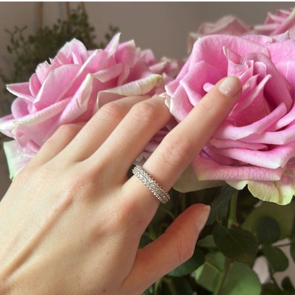 Elegant Rose Gold Ring (Pandora)